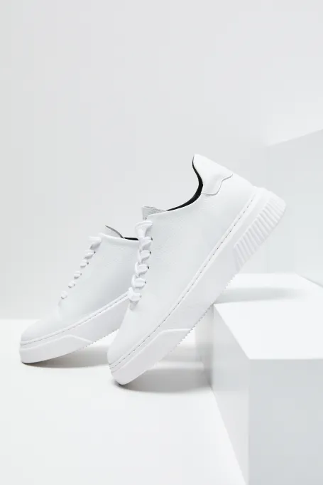 Pantofi sport albi din piele Pantofi sport albi din piele