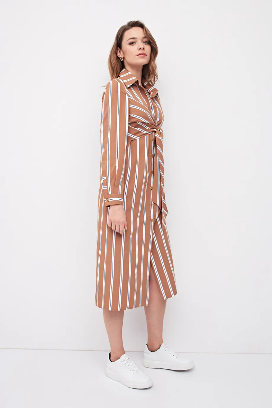 Rochie lungă cu dungi camel Rochie lungă cu dungi camel