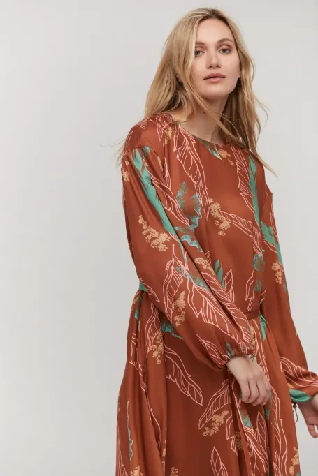 Rochie din mătase Rochie din mătase