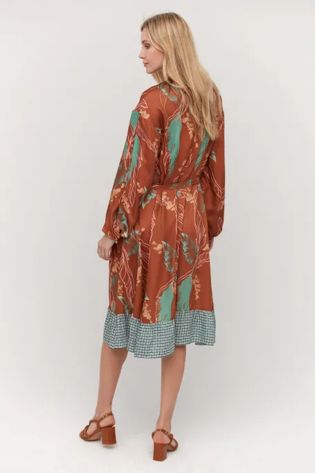 Rochie din mătase Rochie din mătase