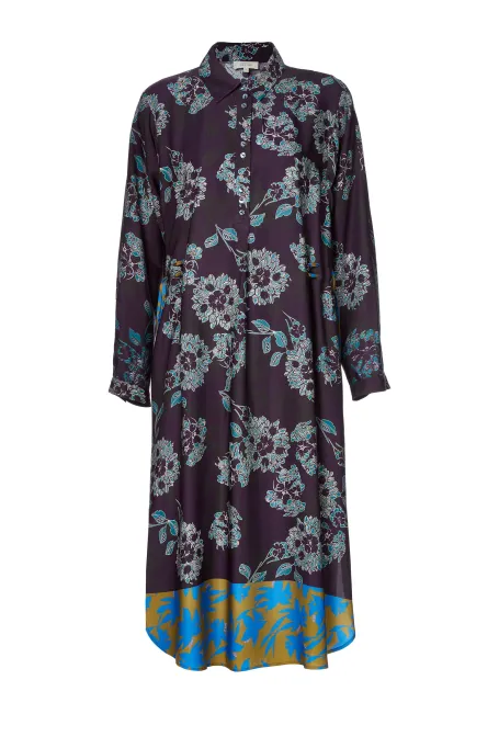 Zwiewna rochie cu flori Zwiewna rochie cu flori