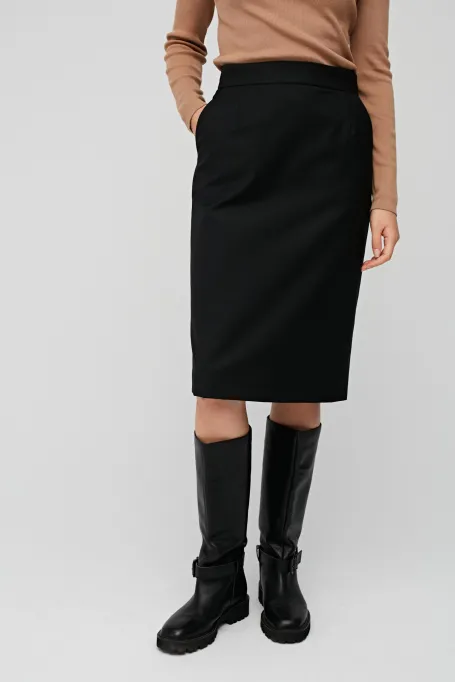 Fusta neagră Karin pentru costum cu lână virgină