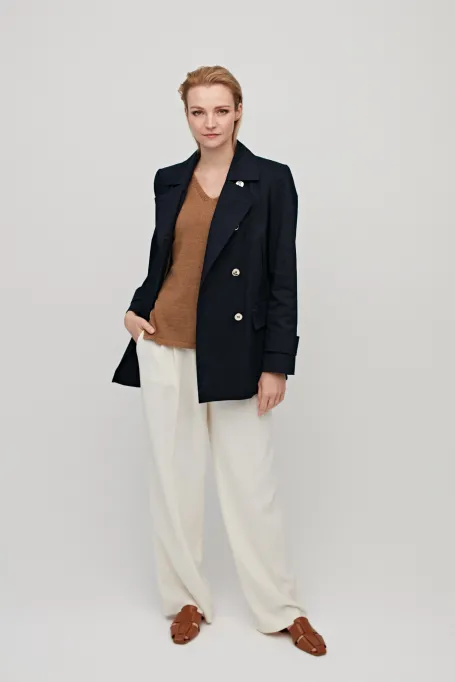 Geaca albastra de matroana