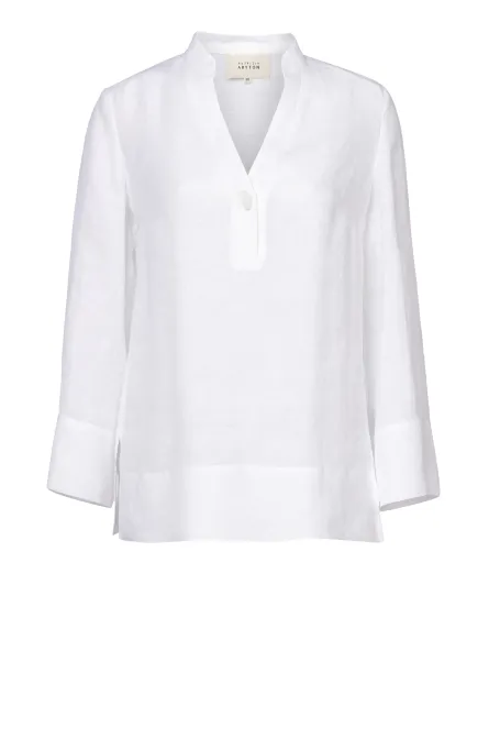 Bluza albă din cânepă