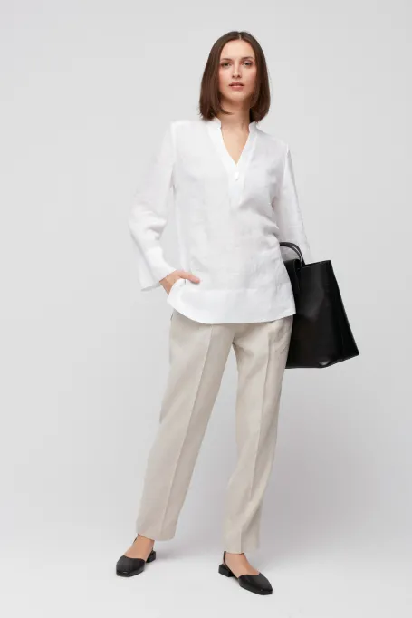 Bluza albă din cânepă