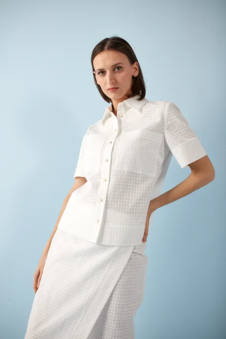 Bărbătească albă din bumbac cu mâneci scurte