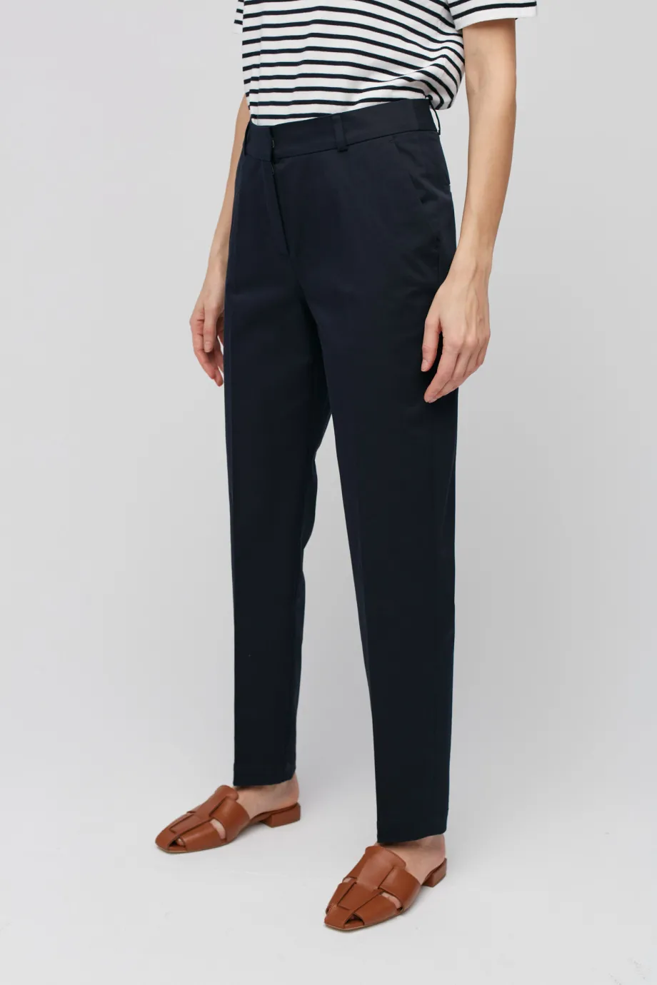 Pantaloni albaștri din bumbac Pantaloni albaștri din bumbac