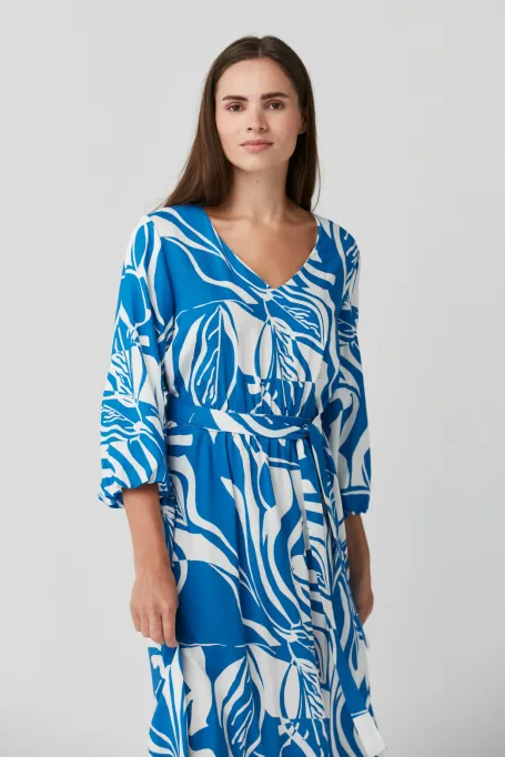 Rochie cu flori fluide