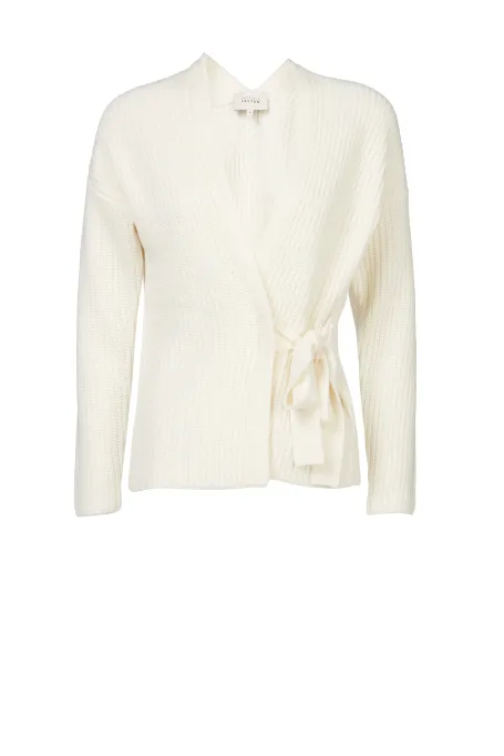 Bijuterii din lână merinos albă