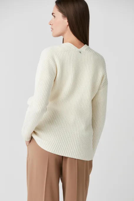 Bijuterii din lână merinos albă