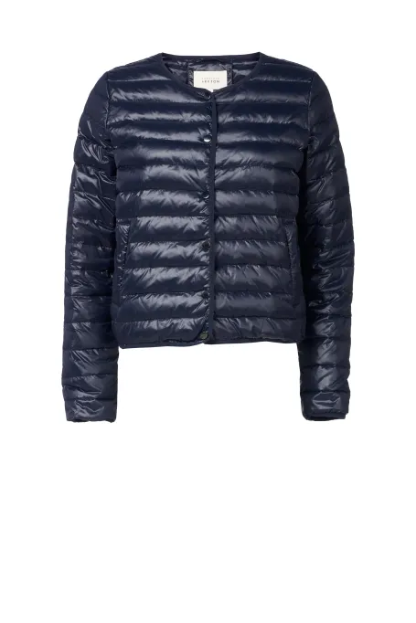 Krătăria scurtă de puf Alice