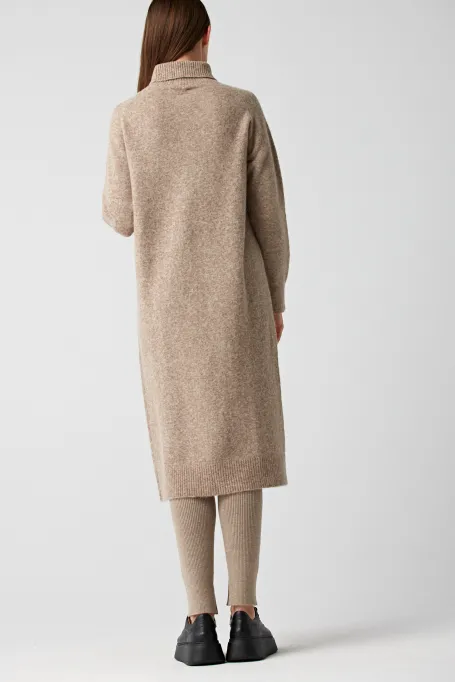 Tunică tricotată din lână de alpaca cu guler