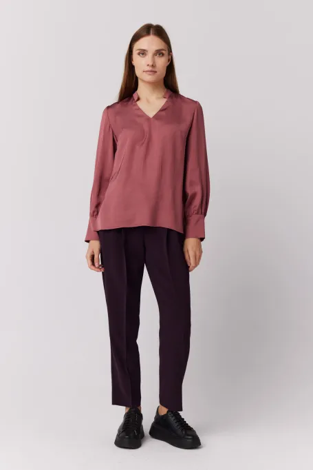 Bluza cu nasturi la mansete