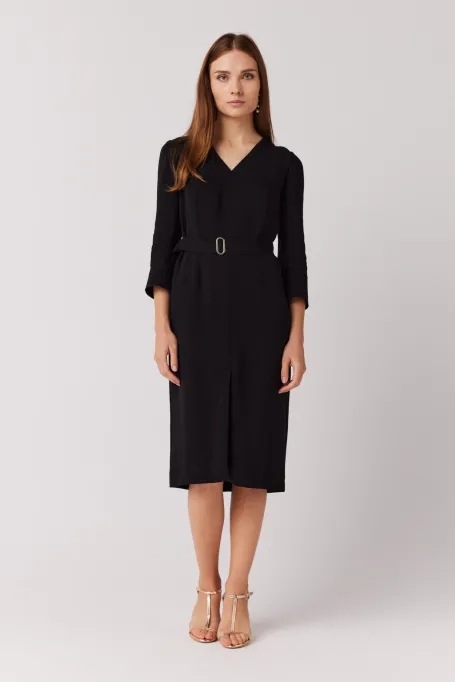 Rochie neagră cu curea