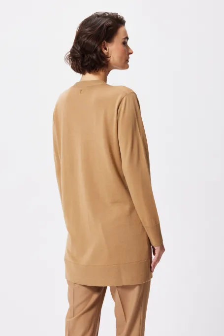 Kardigan din lână merinos.