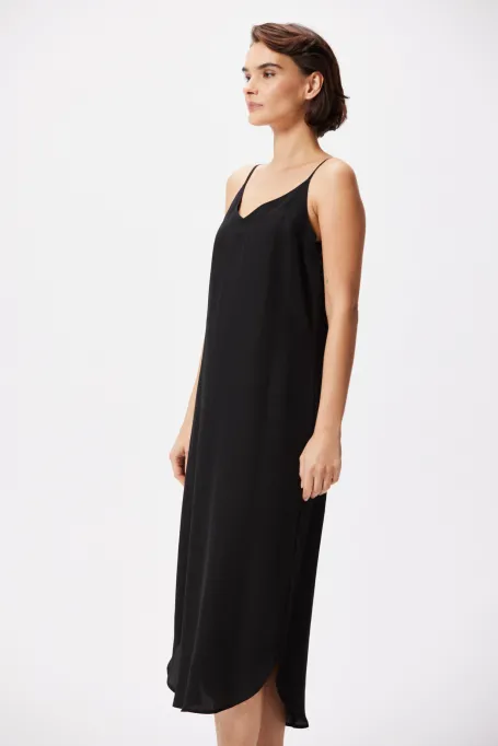 Rochie de mătase neagră