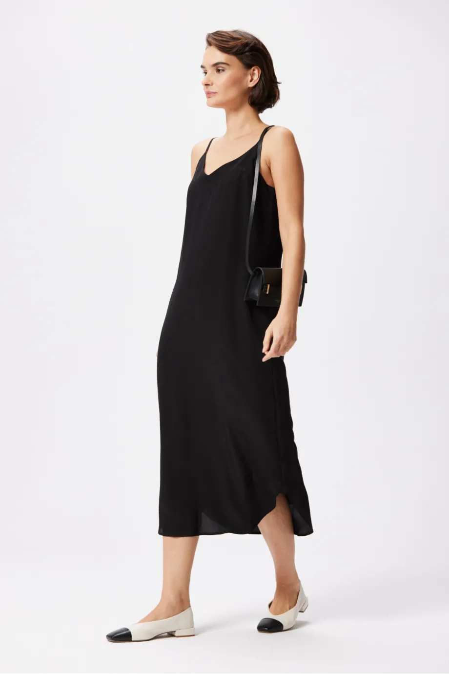 Rochie de mătase neagră Rochie de mătase neagră
