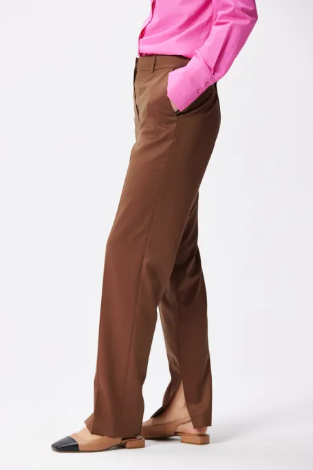 Pantaloni maro din lână pentru costum