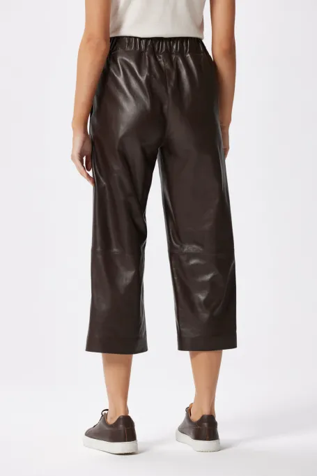 Pantaloni din piele cu picioare largi Pantaloni din piele cu picioare largi