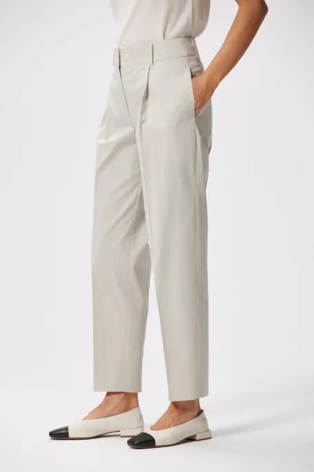 Pantaloni din bumbac cu pliuri