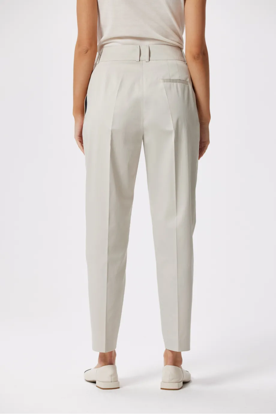 Pantaloni din bumbac cu pliuri Pantaloni din bumbac cu pliuri