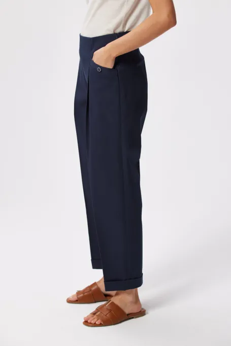 Pantaloni bleumarin din bumbac pentru costum Pantaloni bleumarin din bumbac pentru costum