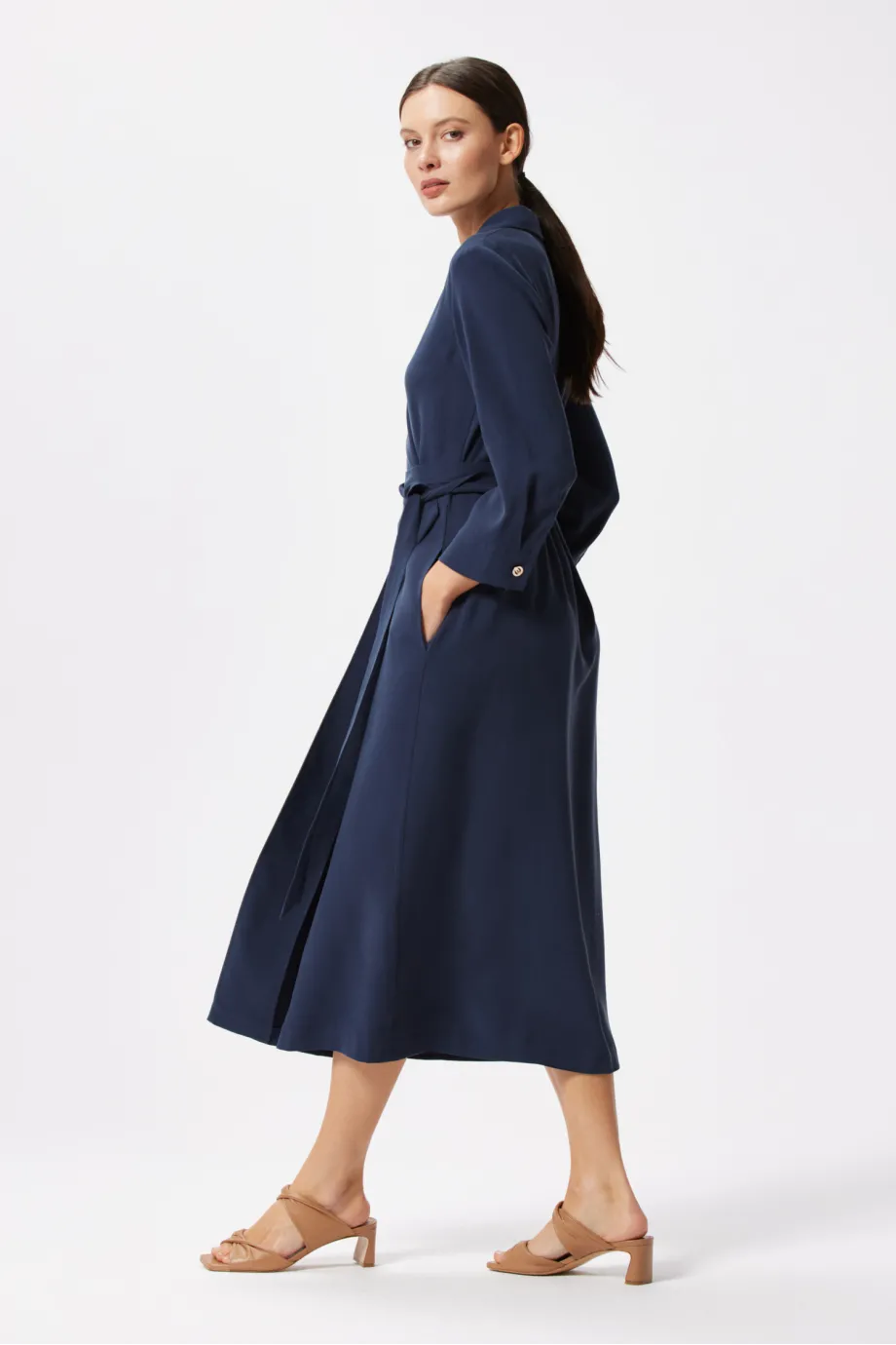 Rochie plina bleumarin Rochie plina bleumarin