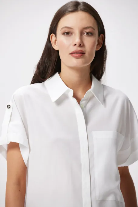 Cămașă albă cu mâneci scurte