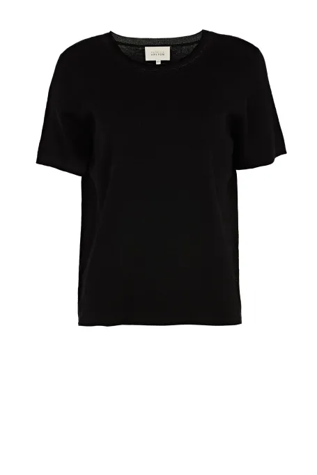 Bluza neagra cu in si matase