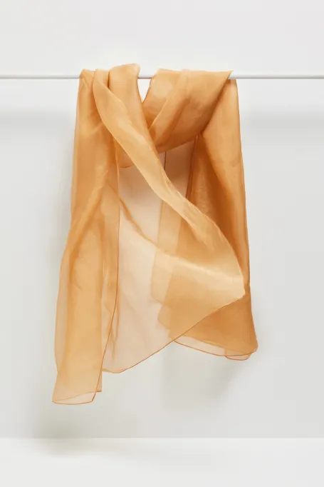 Szal z jedwabiu camelowy
