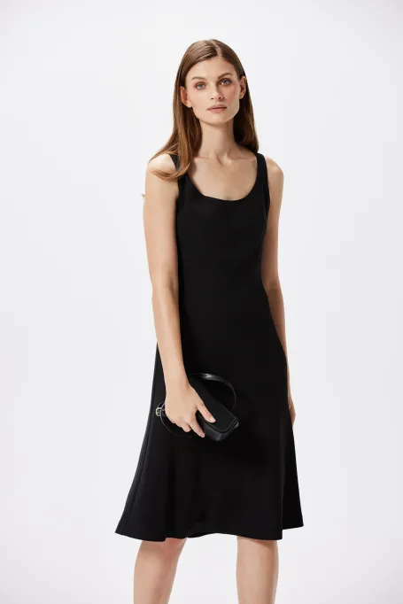 Rochie midi neagra cu bretele late