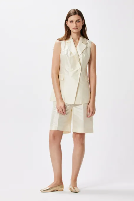 Vesta de mătase pentru costum