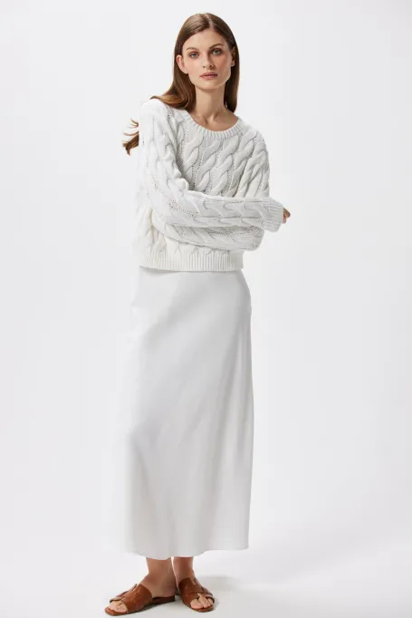 Pulover alb cu cabluri