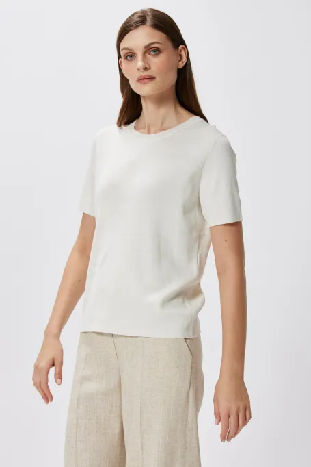 Bluza alba cu in si matase