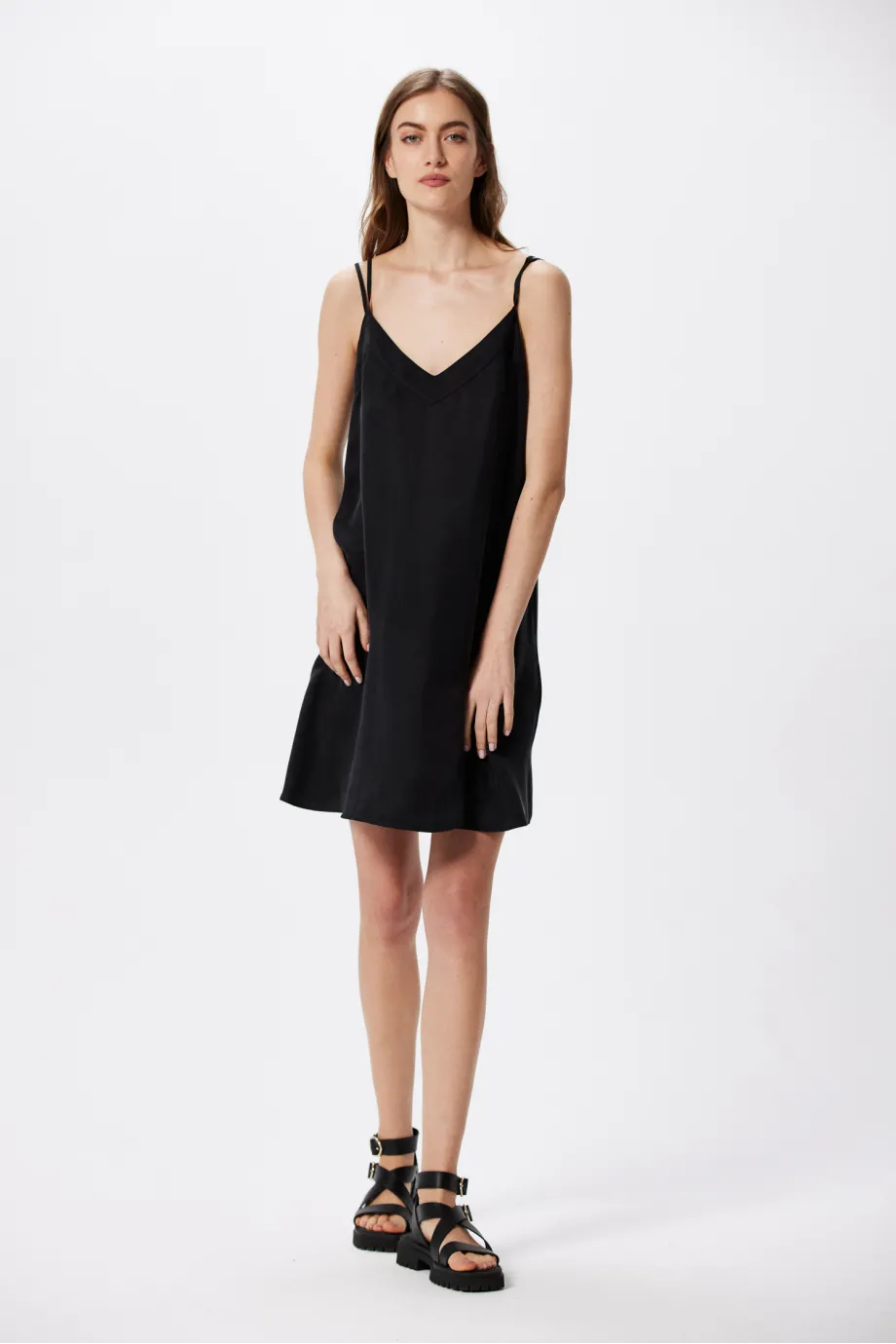 Rochie mini neagra Rochie mini neagra