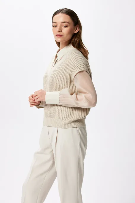 Bluză lejeră din mătase, decolteu în v