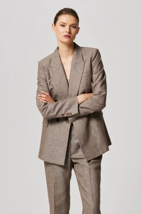 Sacou din amestec de lână răcoroasă și in pentru costum