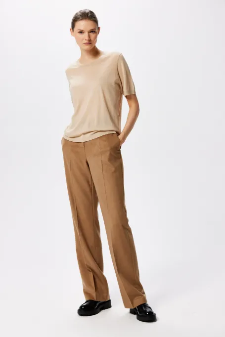 Bluză bej din lână merinos