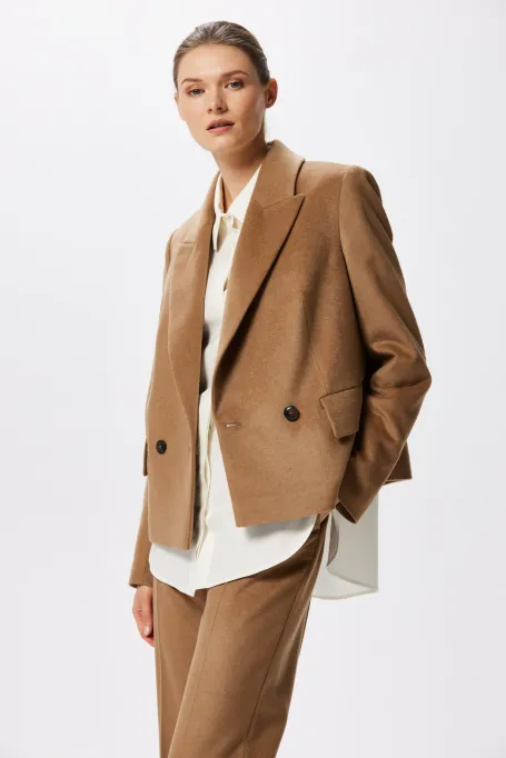 Jachetă scurtă cu mătase