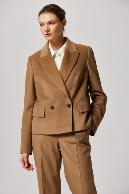 Jachetă scurtă cu mătase