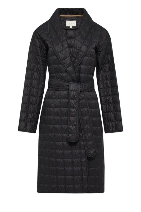 Geacă neagră matlasată cu umplutură din lână de cămilă Geacă neagră matlasată cu umplutură din lână de cămilă