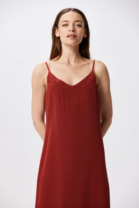 Rochie de mătase cărămizie