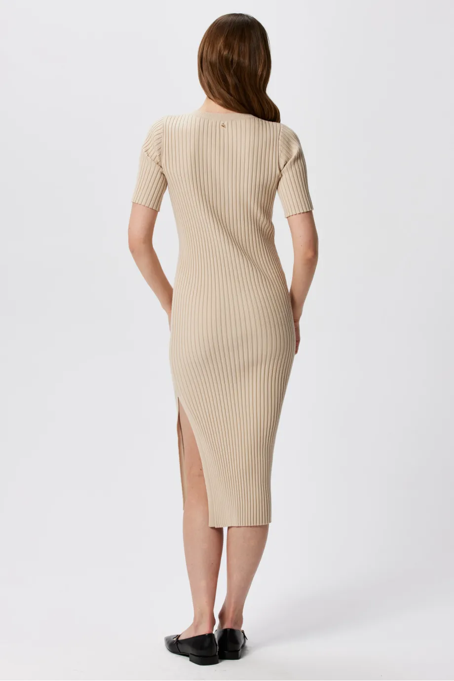 Rochie bej cu dungi verticale Rochie bej cu dungi verticale