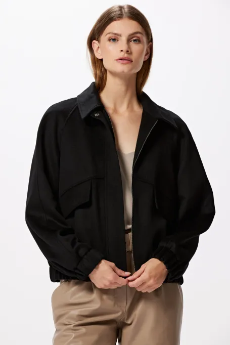 Geacă neagră din lână