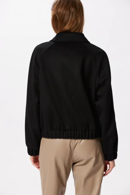 Geacă neagră din lână