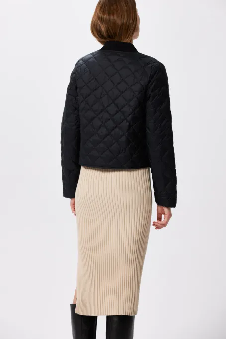 Jachetă scurtă neagră cu umplutură naturală