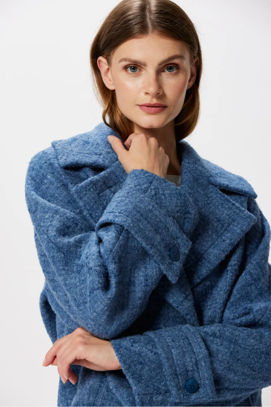 Jachetă albastră cu lână de alpaca Jachetă albastră cu lână de alpaca
