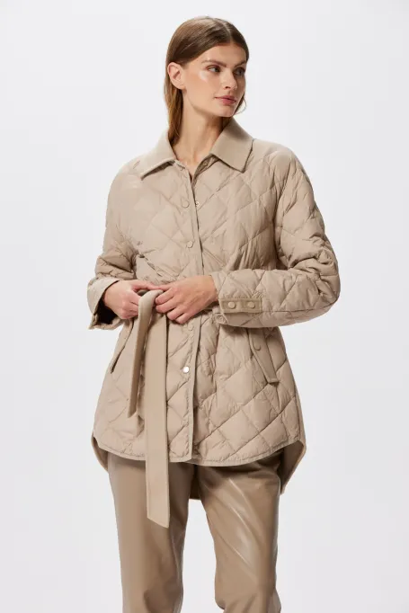 Geacă bej de puf cu curea