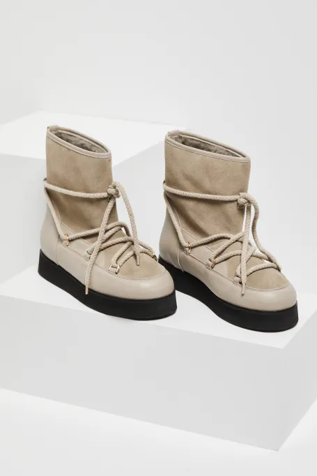 Ghete bej din piele pentru zăpadă