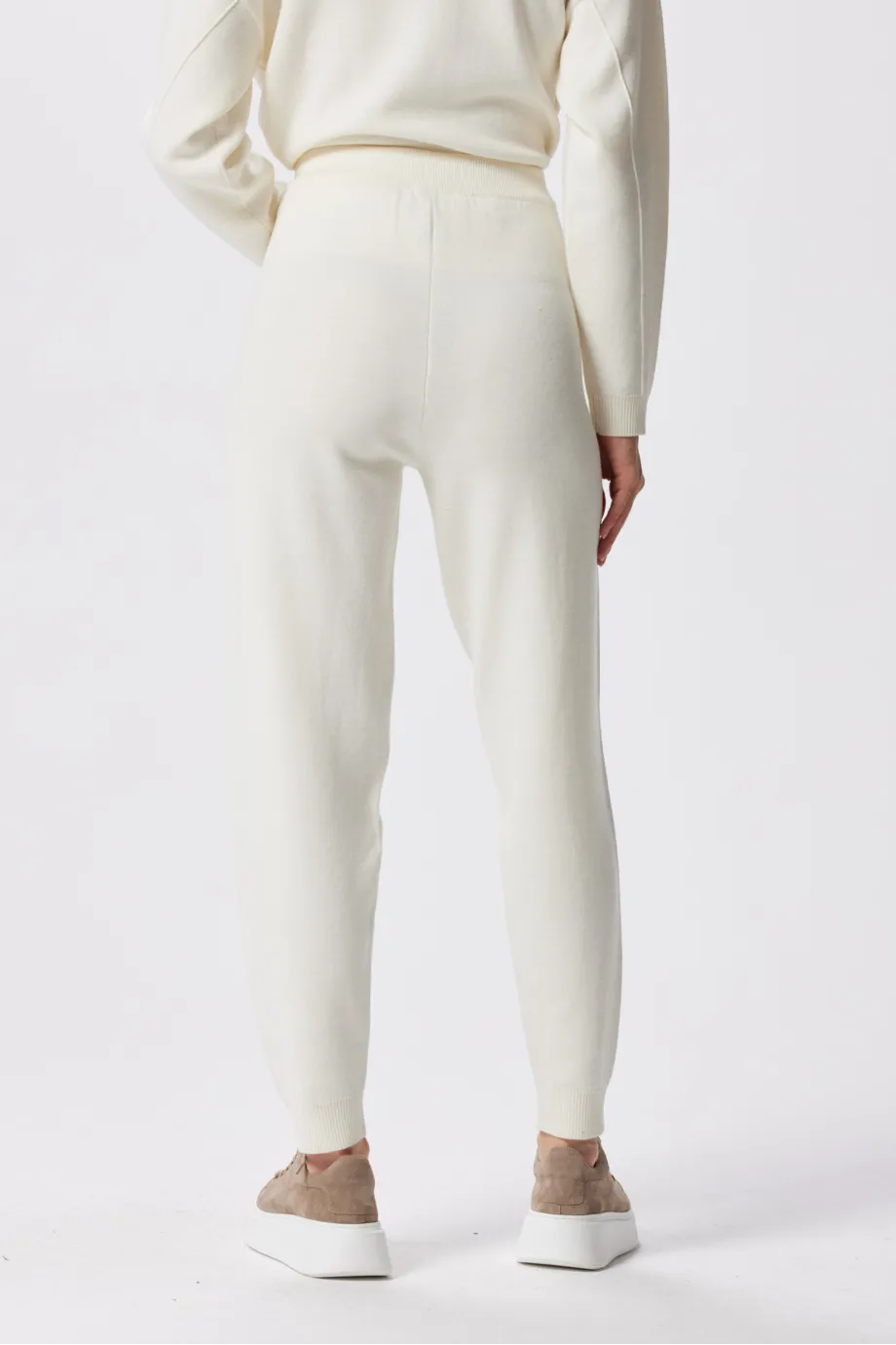 Pantaloni crem din lână merinos Pantaloni crem din lână merinos
